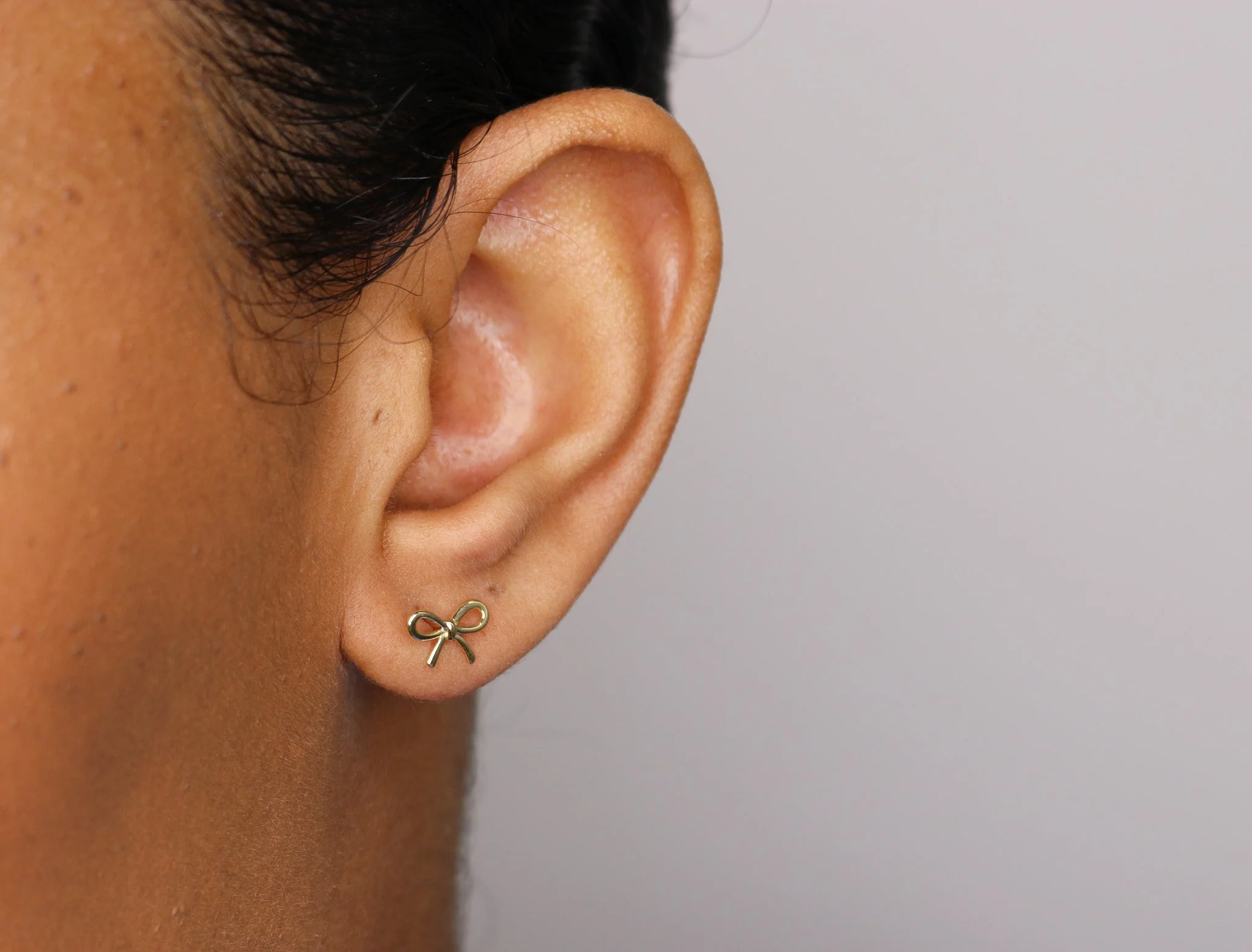 14K Gold Bow Stud Earrings - Image 4